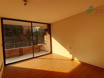 Departamento en Venta en Presidente Riesco - Metro Alcántara