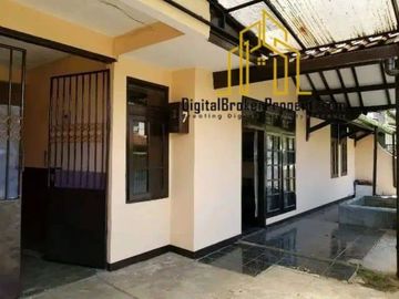 Rumah asri di Komplek Logam, buah batu Bandung | ARIEFW