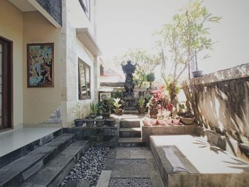 DIJUAL RUMAH 2 LANTAI DESAIN MODERN DI DENPASAR