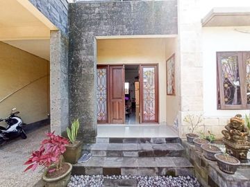 DIJUAL RUMAH 2 LANTAI DESAIN MODERN DI DENPASAR