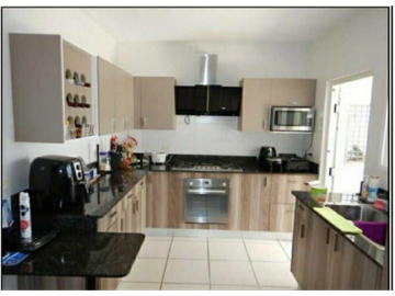 CASA EN PH AUGUSTA PASEO DEL NORTE BRISAS DEL GOLF 3REC 2B    275M2