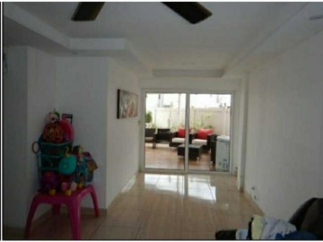 CASA EN PH AUGUSTA PASEO DEL NORTE BRISAS DEL GOLF 3REC 2B    275M2