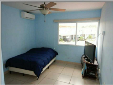 CASA EN PH AUGUSTA PASEO DEL NORTE BRISAS DEL GOLF 3REC 2B    275M2