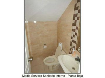 CASA EN PH AUGUSTA PASEO DEL NORTE BRISAS DEL GOLF 3REC 2B    275M2