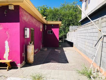 Venta de casa Centro Juarez NL con 800 m2 de terreno 1 cuadra av principal