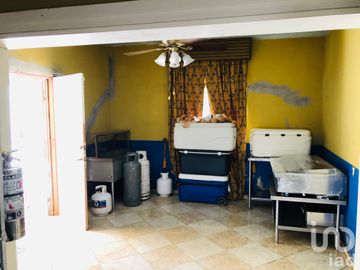 Venta de casa Centro Juarez NL con 800 m2 de terreno 1 cuadra av principal