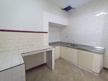 apartamento en arriendo en champagnat. Cod A125028