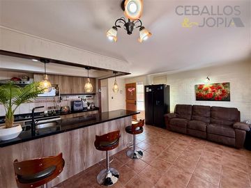 Casa en venta de 3 dorm. en Villa Alemana