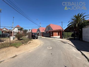 Casa en venta de 3 dorm. en Villa Alemana