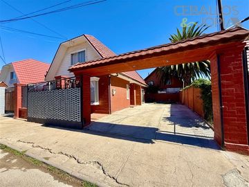 Casa en venta de 3 dorm. en Villa Alemana