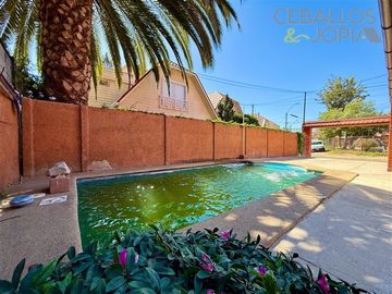Casa en venta de 3 dorm. en Villa Alemana