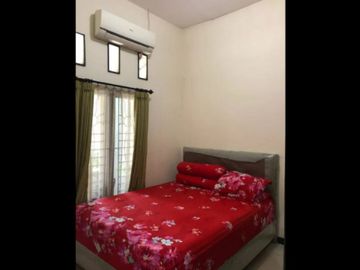 Rumah FULL FURNISHED Harga BU Dijual Gayungsari Barat WP
