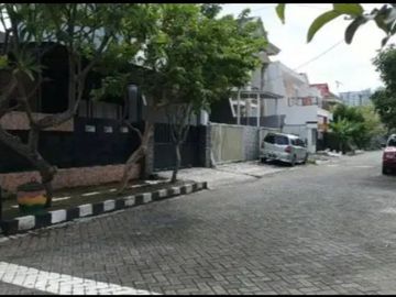 Rumah FULL FURNISHED Harga BU Dijual Gayungsari Barat WP
