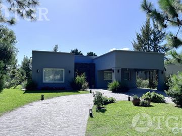 Casa exclusiva en Miralagos