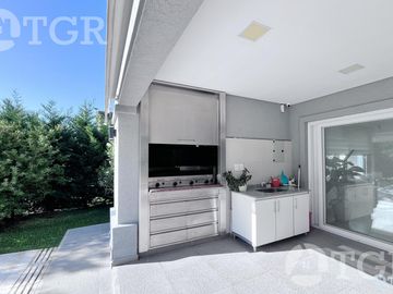 Casa exclusiva en Miralagos