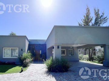 Casa exclusiva en Miralagos
