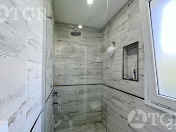 Casa exclusiva en Miralagos