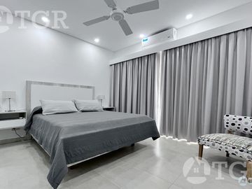 Casa exclusiva en Miralagos