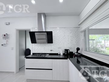 Casa exclusiva en Miralagos