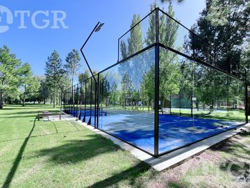 Casa exclusiva en Miralagos