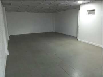 local en arriendo en siete de agosto. Cod A225