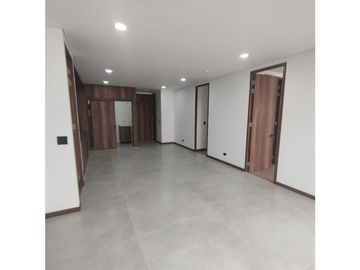 Venta de Apartamento Moderno en Medellín Poblado, Las Palmas