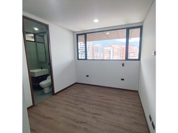 Venta de Apartamento Moderno en Medellín Poblado, Las Palmas