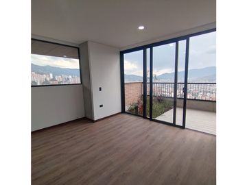 Venta de Apartamento Moderno en Medellín Poblado, Las Palmas
