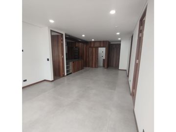 Venta de Apartamento Moderno en Medellín Poblado, Las Palmas