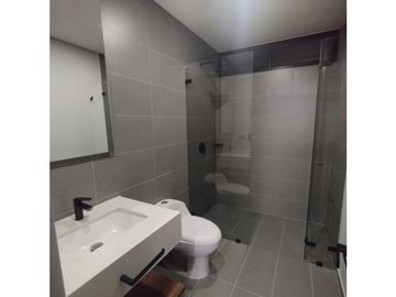 Venta de Apartamento Moderno en Medellín Poblado, Las Palmas