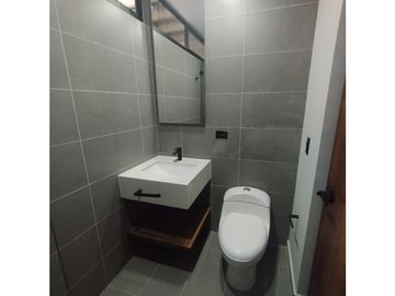 Venta de Apartamento Moderno en Medellín Poblado, Las Palmas