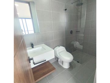 Venta de Apartamento Moderno en Medellín Poblado, Las Palmas