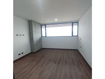 Venta de Apartamento Moderno en Medellín Poblado, Las Palmas