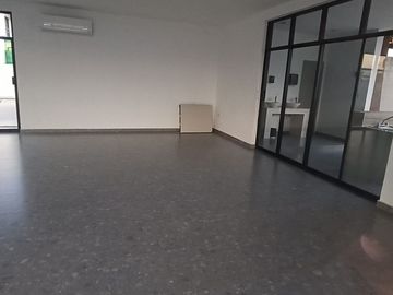 CASA EN PRIVADA PRADOS DE LA CONQUISTA