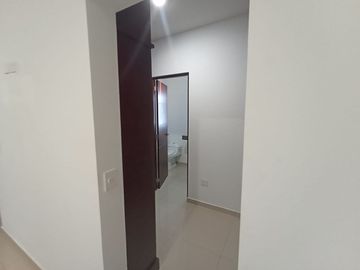 CASA EN PRIVADA PRADOS DE LA CONQUISTA