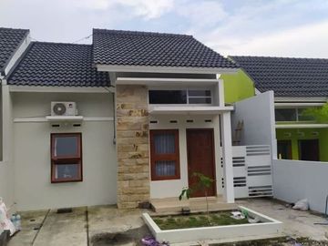 RUMAH BARU DEKAT KAMPUS DIJUAL 300 JUTA-an