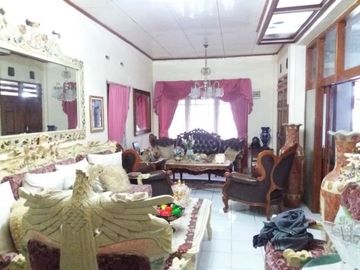 Turun Harga, BU!! Rumah + Kostan Lokasi Strategis di Dago