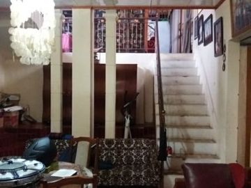 Turun Harga, BU!! Rumah + Kostan Lokasi Strategis di Dago