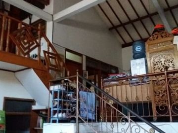 Turun Harga, BU!! Rumah + Kostan Lokasi Strategis di Dago