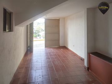 Casa de venta en Miraflores  – código:15707