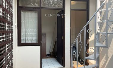 Disewa Rumah Nyaman Strategis Di Kota Baru Parahyangan Bandung