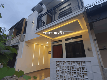 Dijual Rumah 2 Lantai Modern Minimalis Di Pondok Aren BS 18891