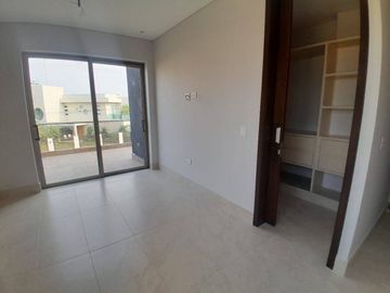 CASA EN VENTA URBANIZACIÓN SEVILLA | 1190