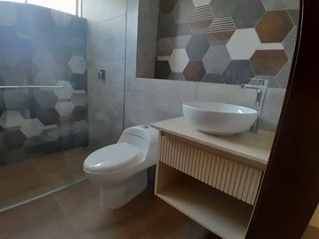 CASA EN VENTA URBANIZACIÓN SEVILLA | 1190
