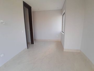 CASA EN VENTA URBANIZACIÓN SEVILLA | 1190