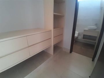 CASA EN VENTA URBANIZACIÓN SEVILLA | 1190