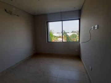 CASA EN VENTA URBANIZACIÓN SEVILLA | 1190