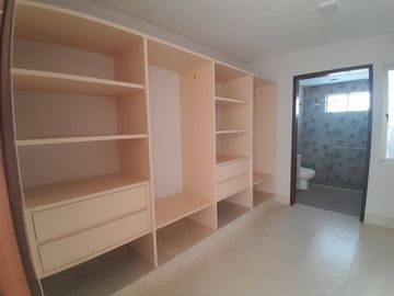 CASA EN VENTA URBANIZACIÓN SEVILLA | 1190