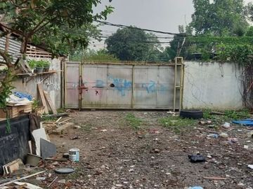Tanah bebas banjir dibawah harga NJOP pinggir jalan Sawangan