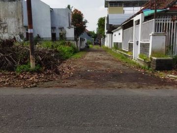 Villa Etnik Baru Strategis Bagus Jalan Kaliurang km 10